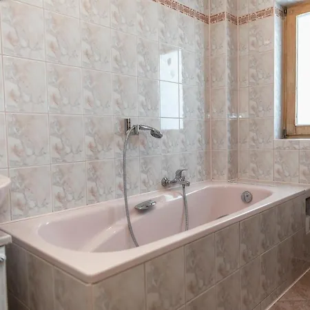 Udanypobyt Szczyty 1031 Apartment